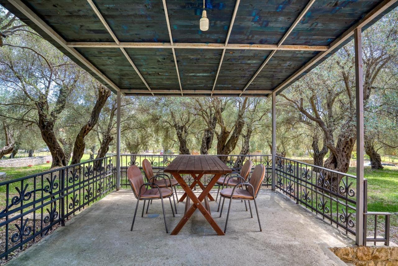 Апартаменты Stonehouse In Olives Улцинь Экстерьер фото