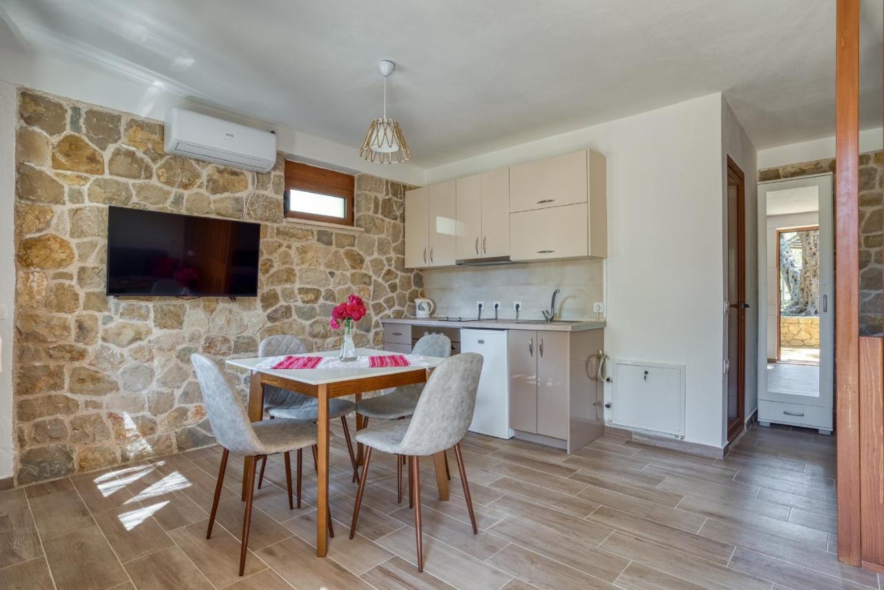 Апартаменты Stonehouse In Olives Улцинь Экстерьер фото