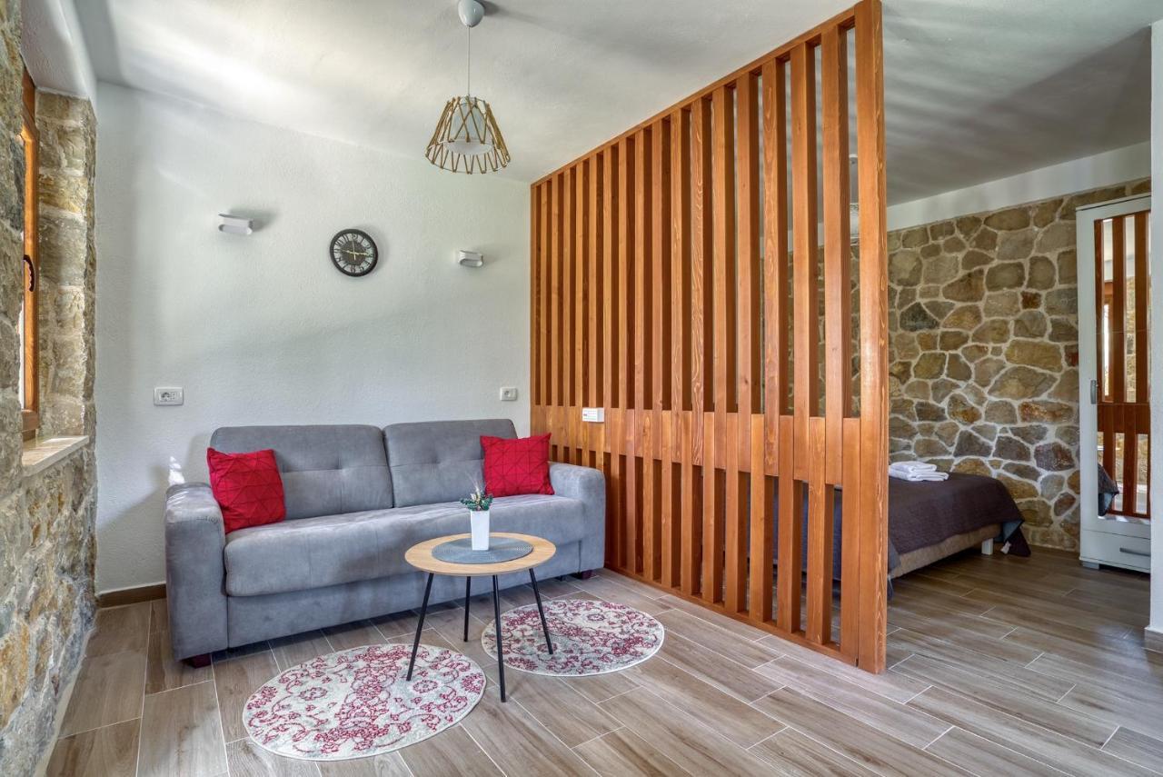 Апартаменты Stonehouse In Olives Улцинь Экстерьер фото